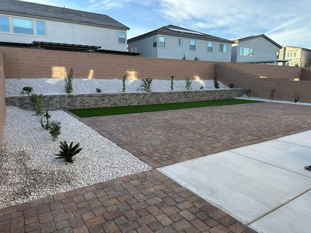 Custom lawn care service experts serving Las Vegas, NV - MDJ Landscape Services