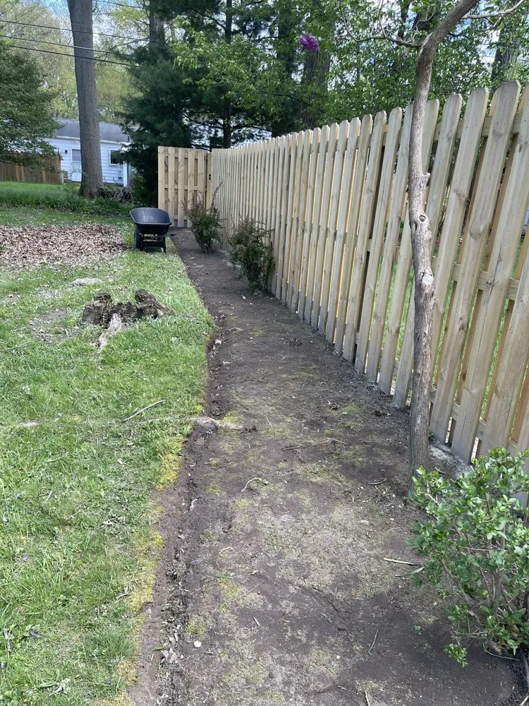 Top-rated lawn mowing service in Cleveland, OH - Mdm Land Care & Junk Removal Service