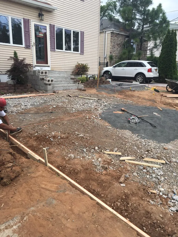 Local yard maintenance in Staten Island, NY - MDM Landscaping & Services