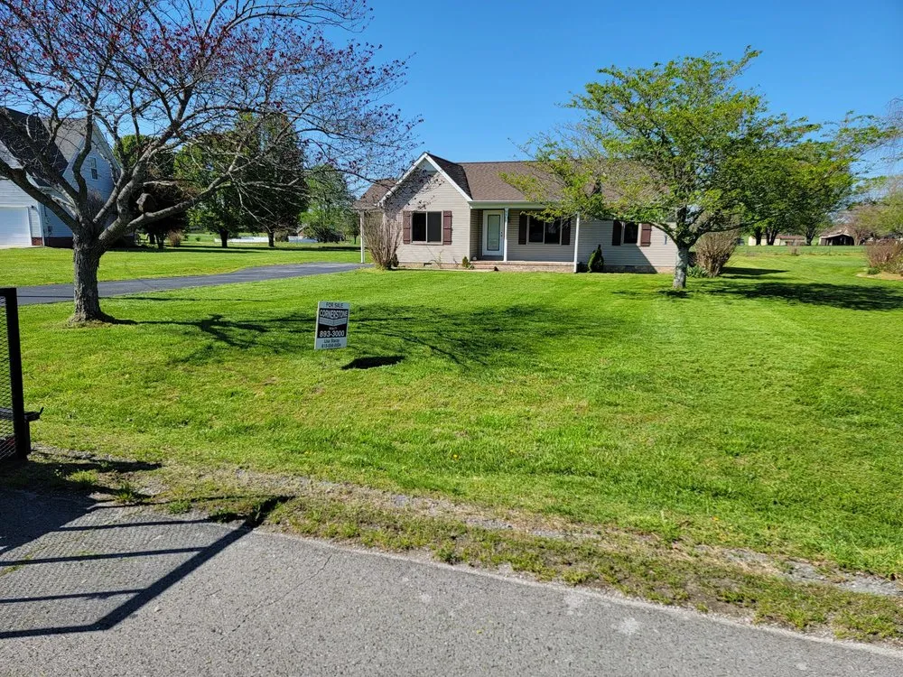 Professional garden landscaping for year-round maintenance in Morrison, TN by MDS Lawn Maintenance