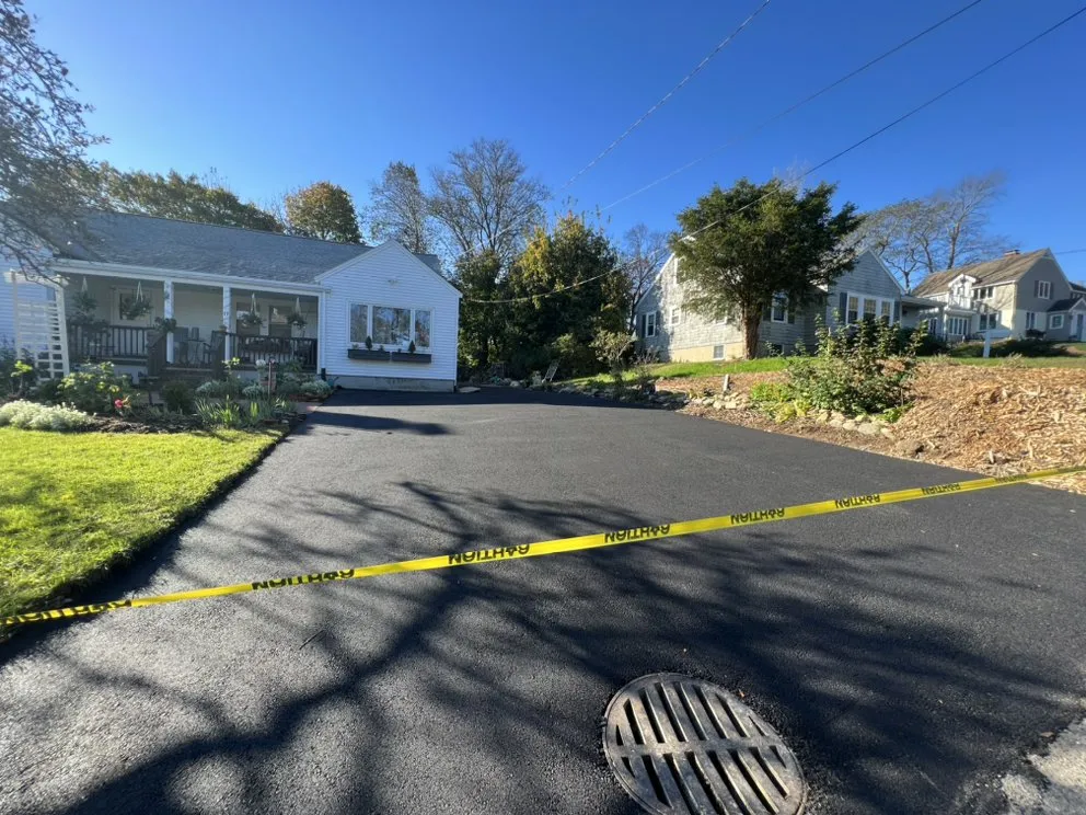 Professional yard cleanup service in Lynn, MA - MDZ Crew Landscaping & Paving