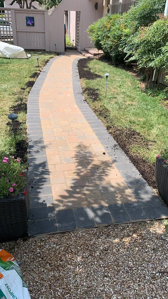 Local residential landscaping in Annapolis, MD by M&E Landscaping