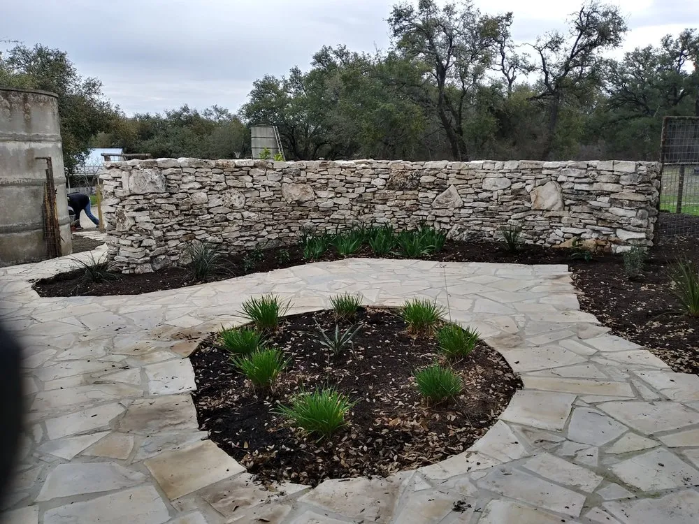 Affordable outdoor landscaping for beautiful yards across San Antonio, TX - M&E Landscaping