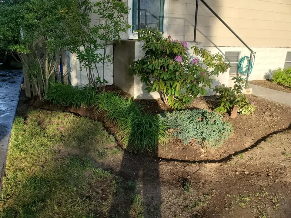 Affordable landscaping services with custom design in Smithfield, RI by Me Yarder Exterior Services