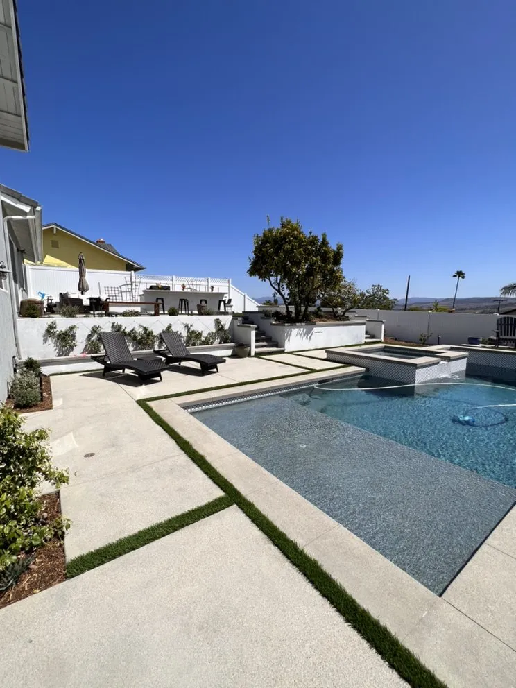 Reliable garden landscaping in Costa Mesa, CA by Meadow Landscape