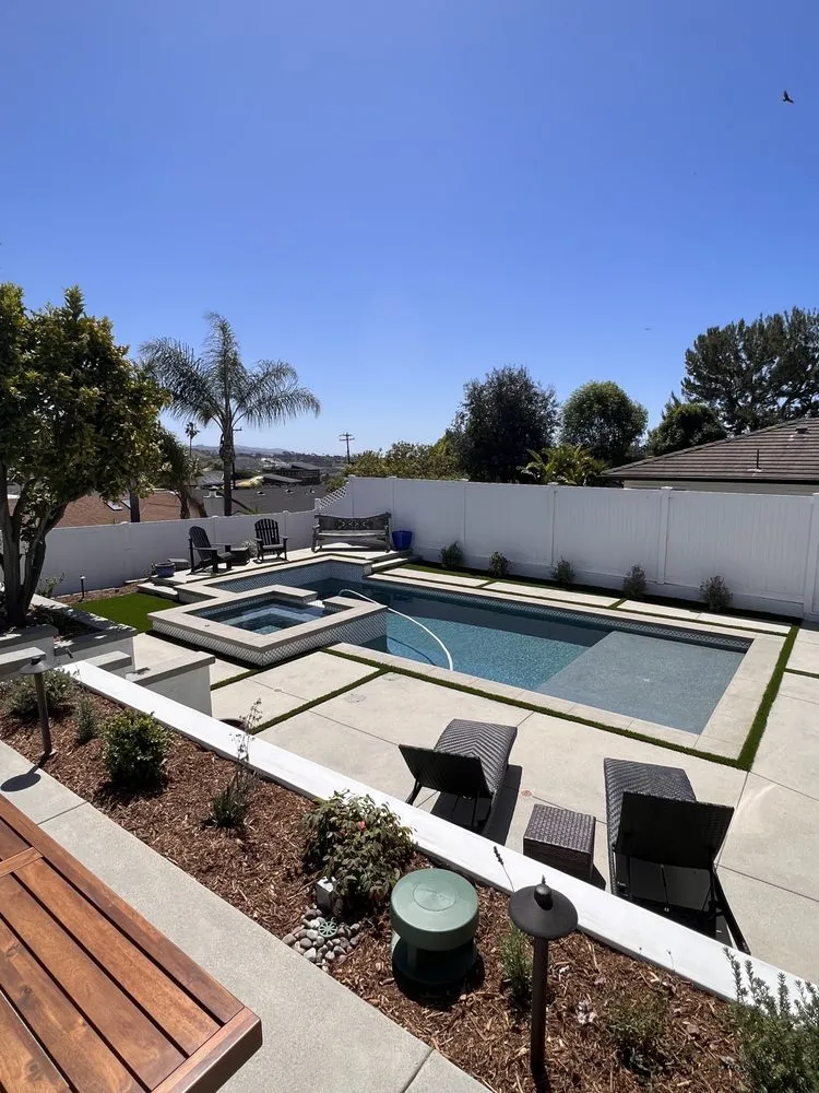 Reliable lawn mowing service in Costa Mesa, CA - Meadow Landscape