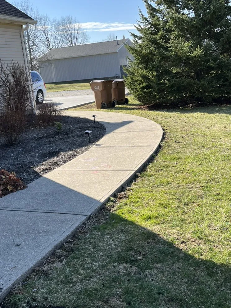 Top-rated lawn mowing service in Bedford, OH by Meadows Lawn Care