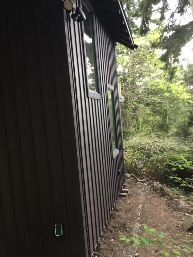 Affordable outdoor landscaping with custom design across Aledo, TX - Mead's Painting Services