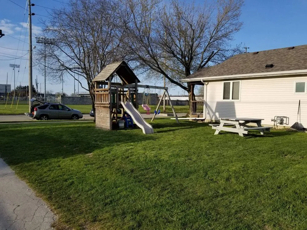 Local lawn care service in Racine, WI by Mean Green Cuts