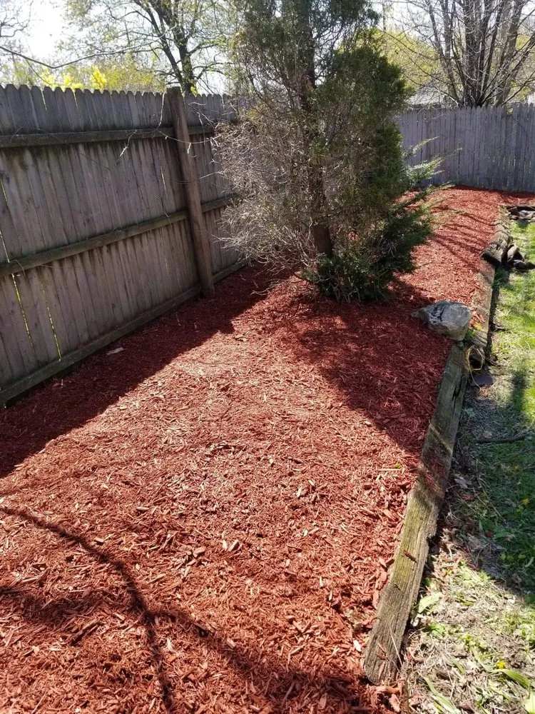 Top-rated garden landscaping experts serving Racine, WI - Mean Green Cuts