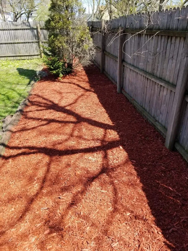 Local lawn mowing service experts serving Racine, WI - Mean Green Cuts