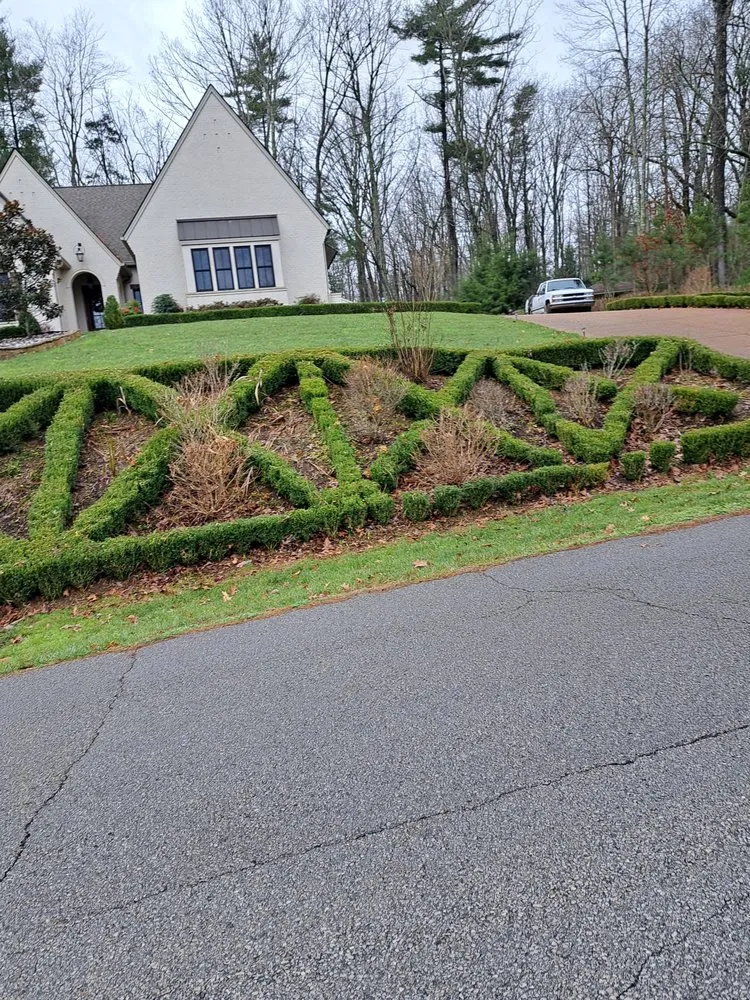 Top-rated lawn care service experts serving Crossville, TN - Mean Green Home Services