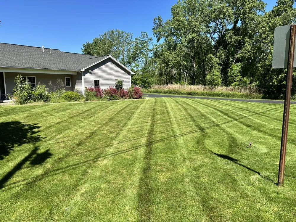 Trusted lawn mowing service experts serving Rochester, NY - Mean Green Lawn Care