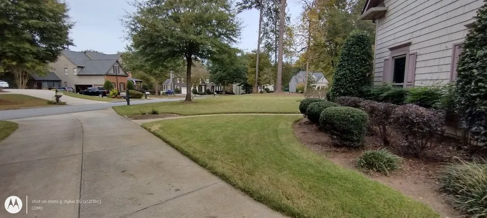 Custom garden landscaping in Sugar Hill, GA - Mean Green Lawn Team