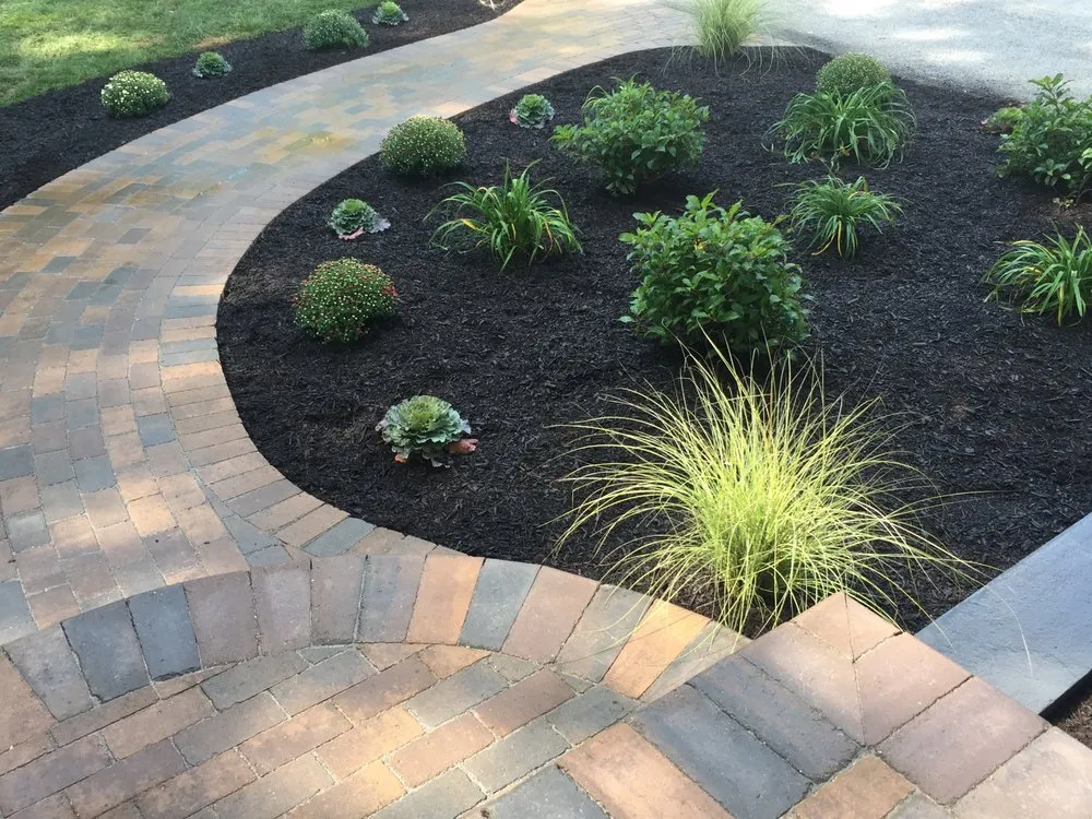 Custom lawn mowing service in Chester Springs, PA - Meanix Landscaping