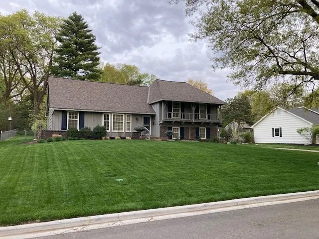 Expert garden landscaping for residential properties in Merriam, KS by Mears Lawn & Landscape