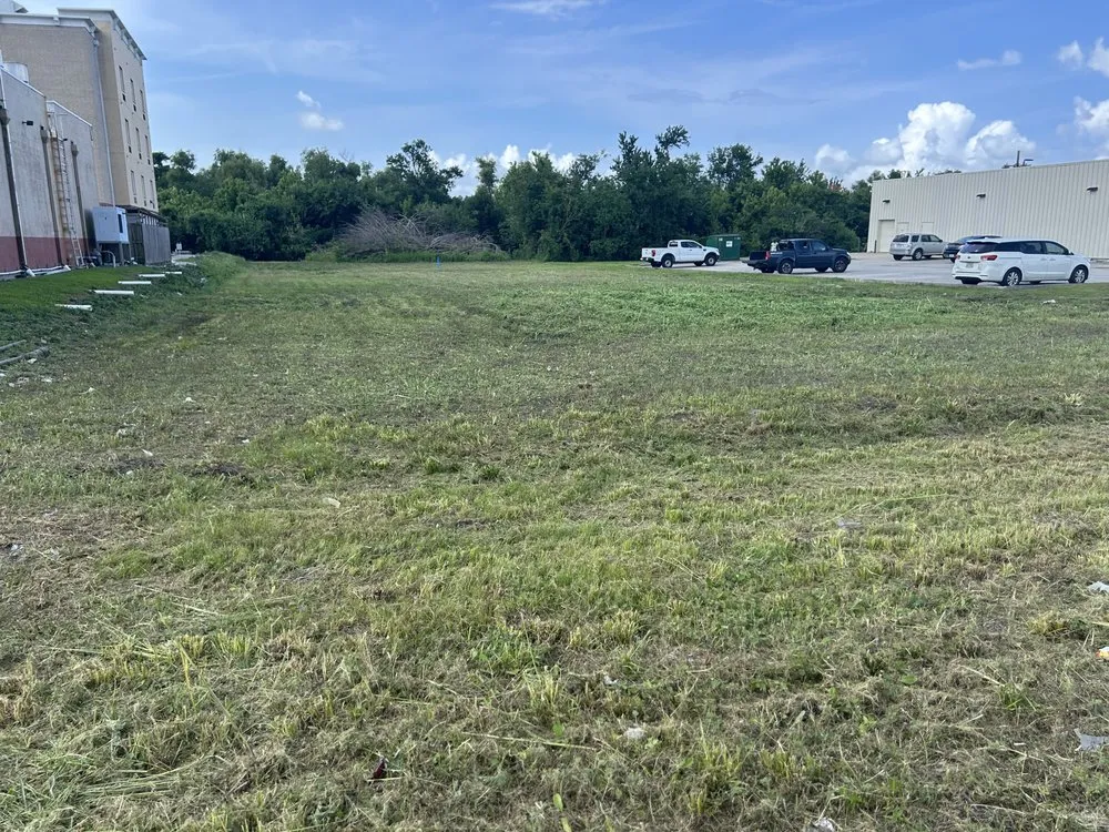 Reliable outdoor landscaping in Galliano, LA by Mears Lawn Care Services