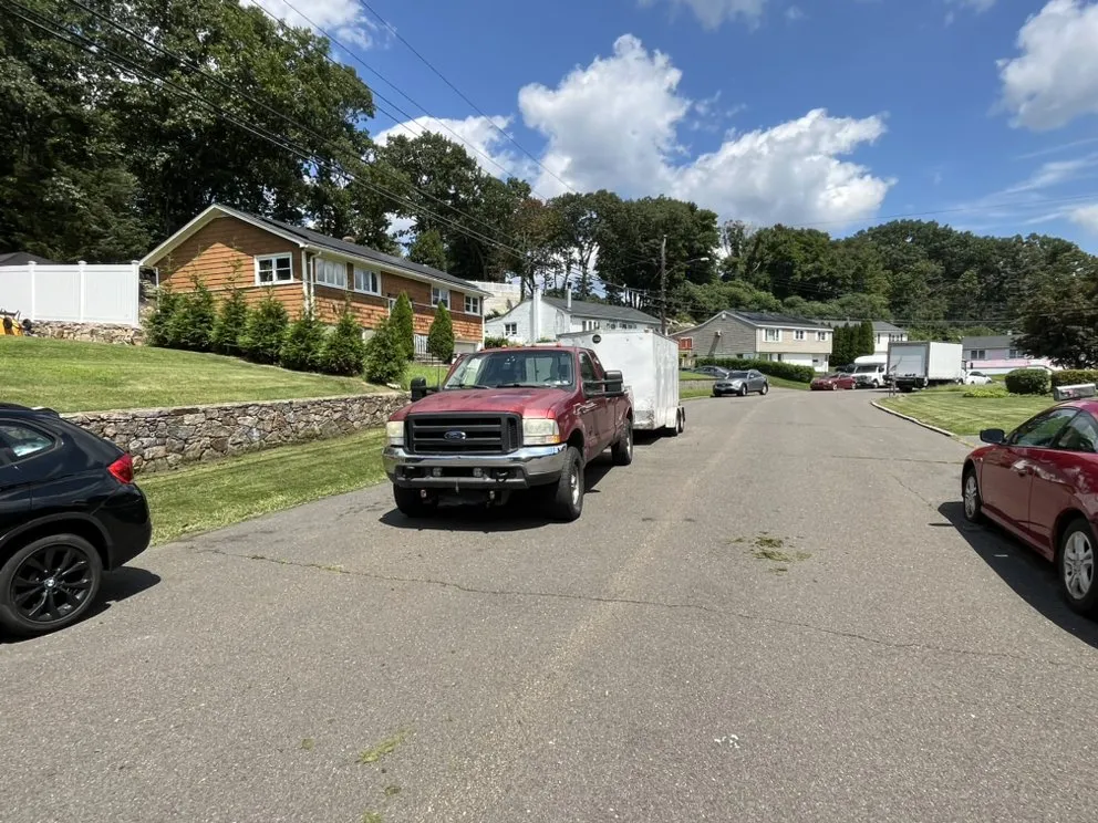 Trusted yard maintenance for residential properties across Fairfield, CT - Mebane and Mebane