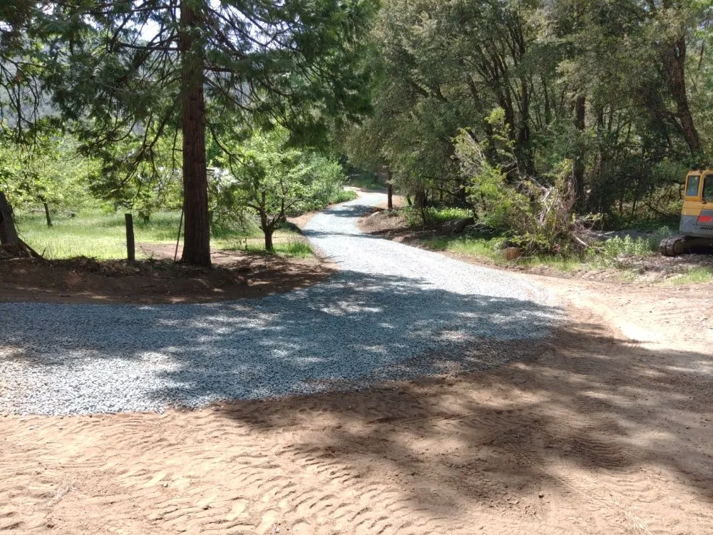 Local yard cleanup service in Ahwahnee, CA - Mecchi Mountain Moving