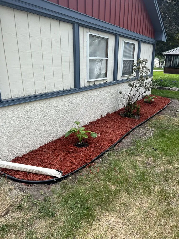 Reliable yard cleanup service for beautiful yards in Saint Paul, MN by Mecha Landscaping