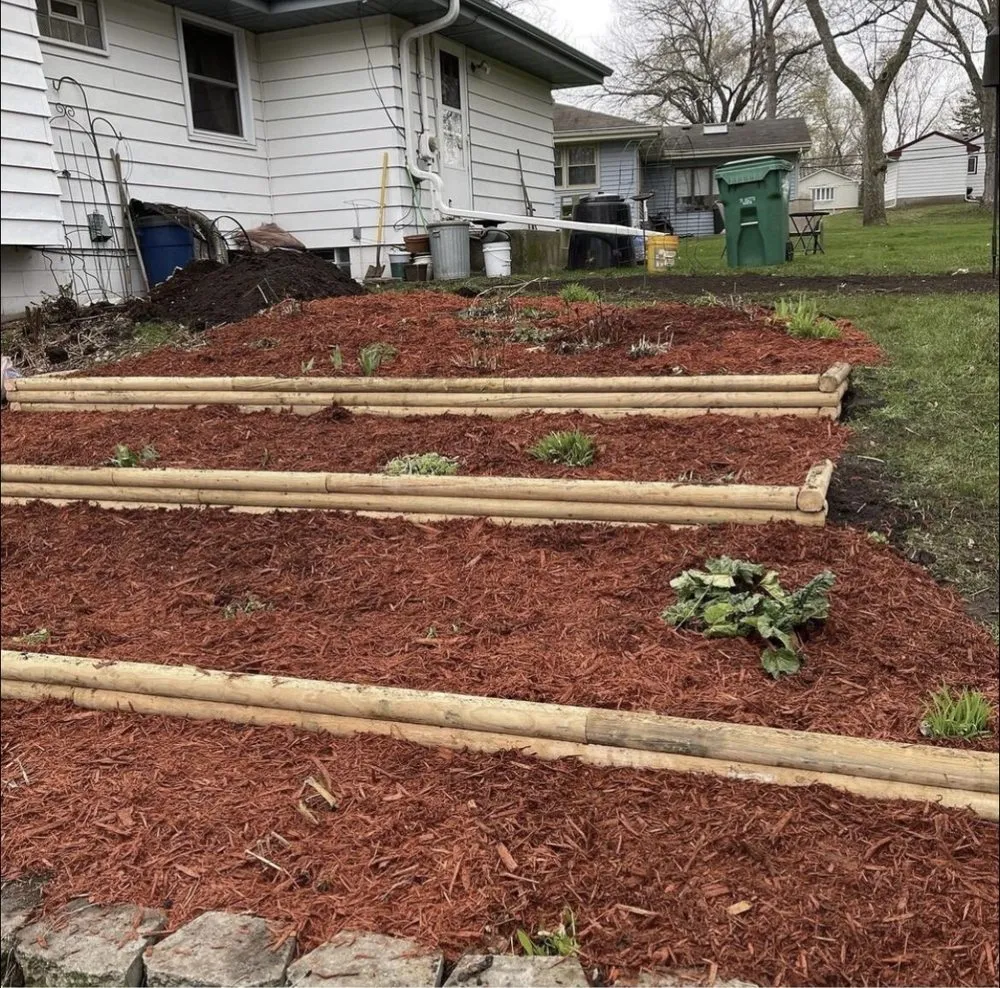 Custom lawn care service in Saint Paul, MN by Mecha Landscaping