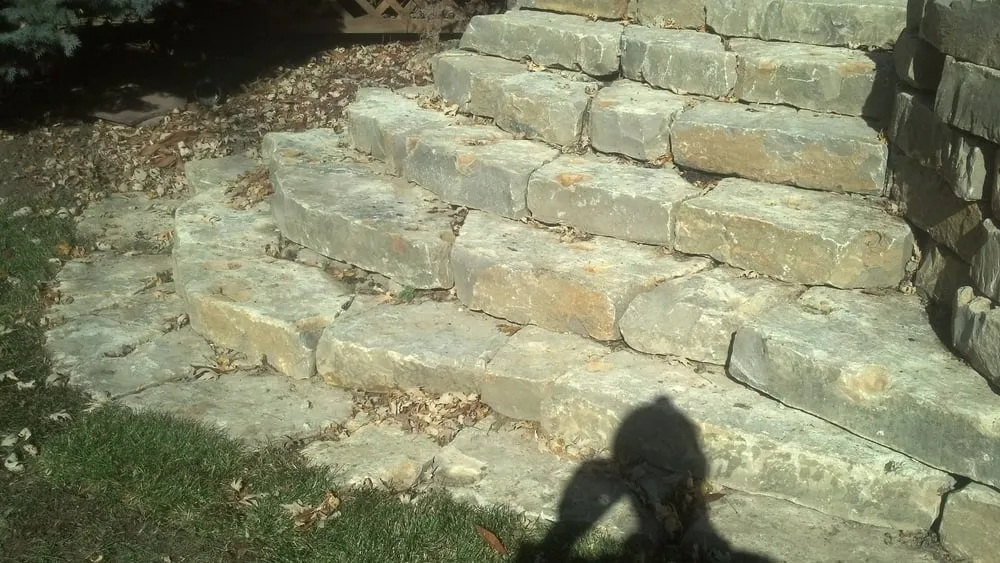 Trusted lawn care service experts serving Omaha, NE - Mechaley Landscpaing