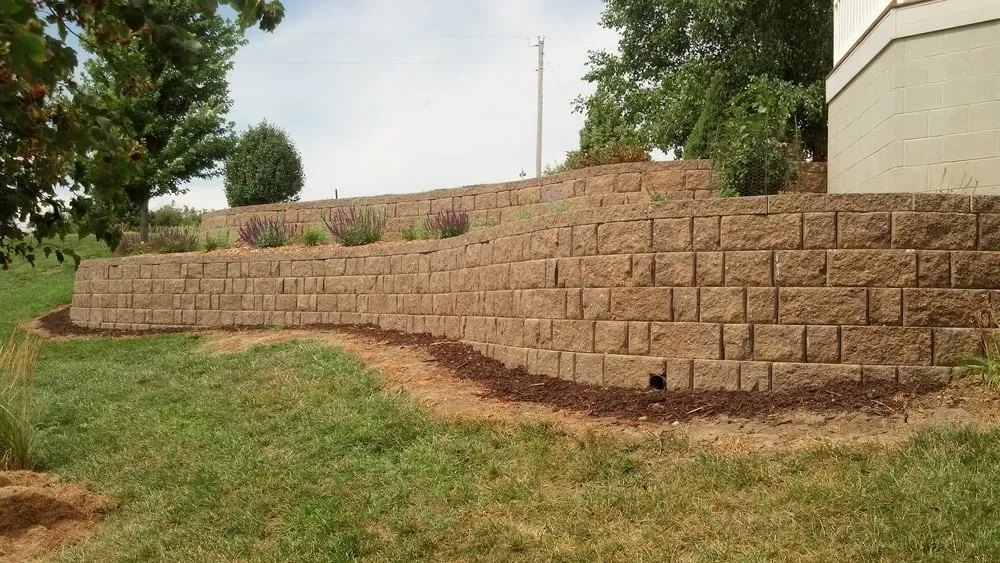 Local landscape installation experts serving Omaha, NE - Mechaley Landscpaing