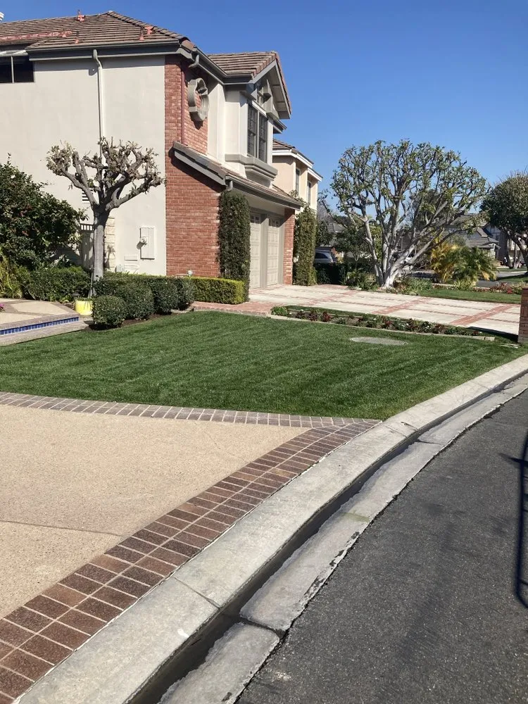Trusted garden landscaping in Bellflower, CA by Mederos Landscaping