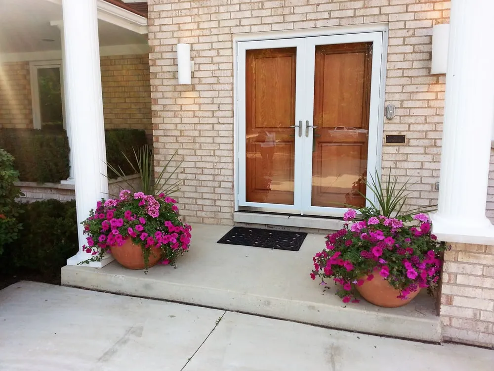 Reliable yard cleanup service in Highwood, IL by Medina & Sons Landscape