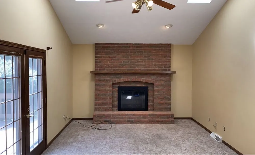 Affordable yard maintenance for homes in Mansfield, OH by Medina & Sons