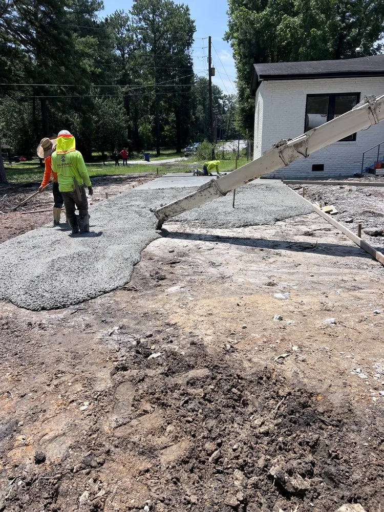 Top-rated landscaping services for year-round maintenance in Powder Springs, GA by Medina Concrete