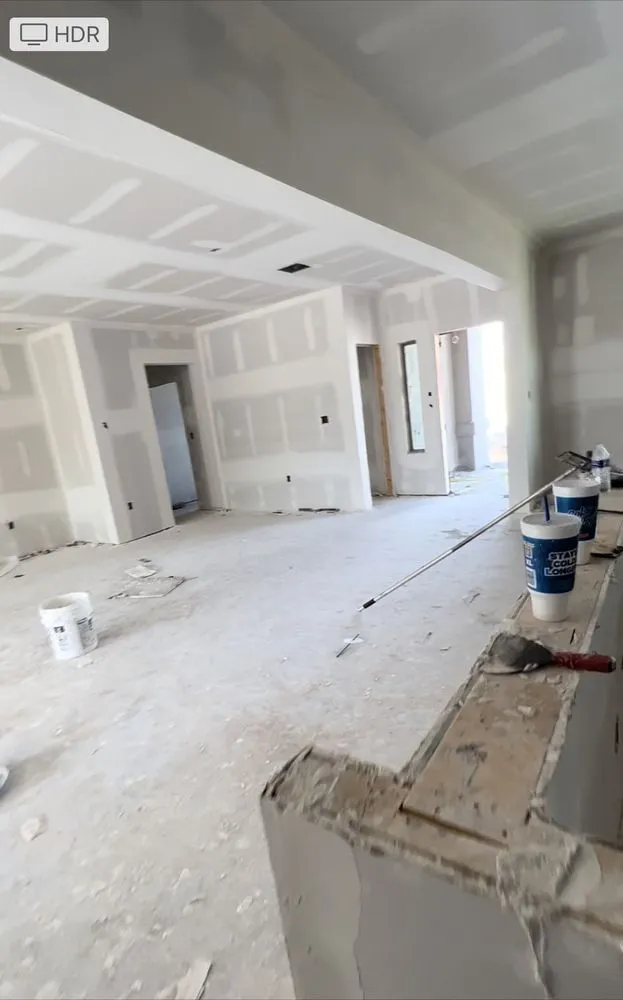 Local lawn mowing service in El Paso, TX - MEDINA IMPROVES