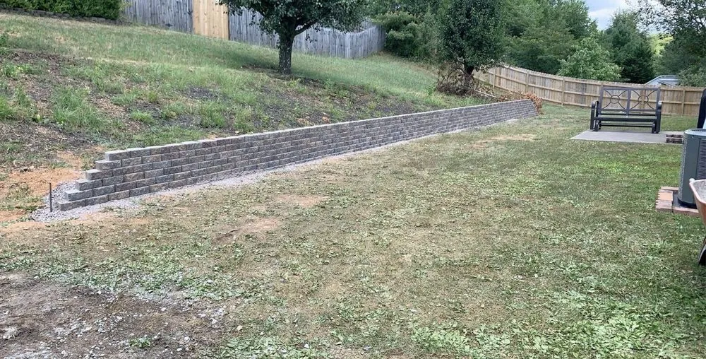 Affordable yard cleanup service in Lenoir City, TN by Medina Landscaping & Hardscaping