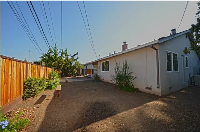 Professional lawn mowing service for year-round maintenance across San Jose, CA - Medina Landscaping and Gardening Service