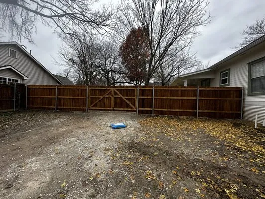 Medina Landscaping Logo