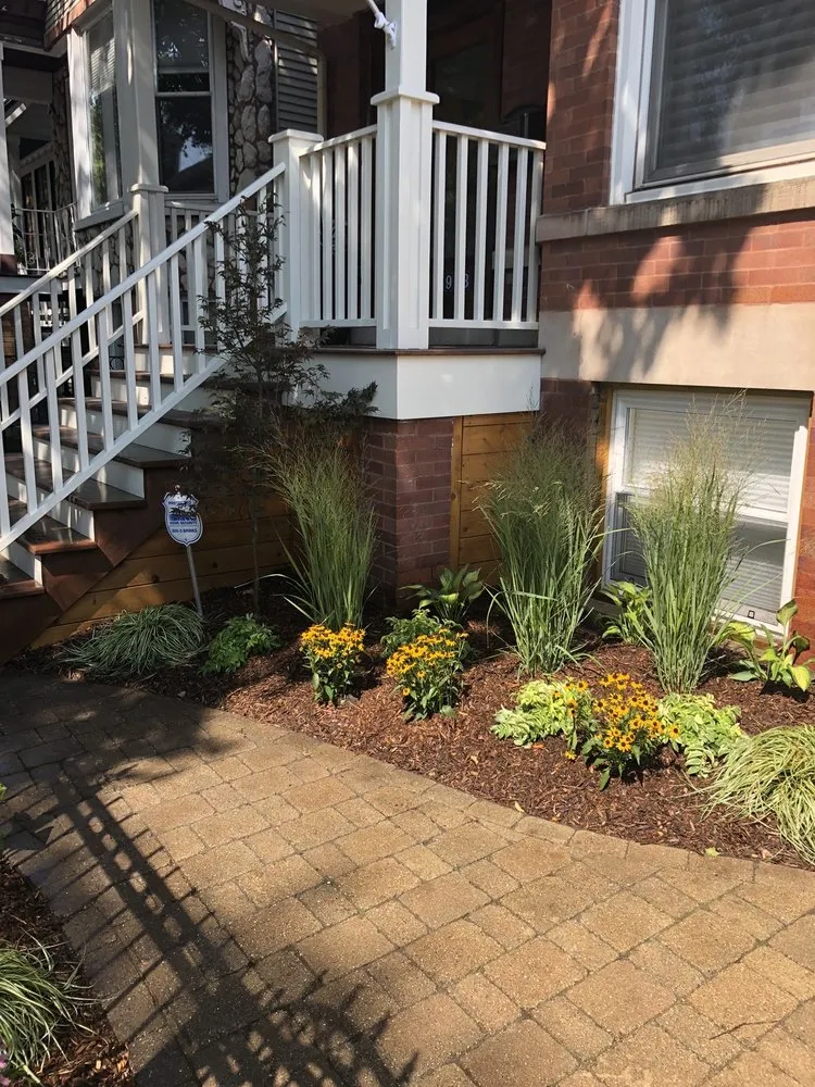 Affordable lawn mowing service for year-round maintenance across Chicago, IL - Medina Lawncare