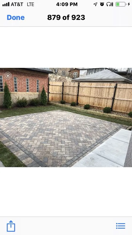 Affordable yard maintenance in Chicago, IL by Medina Lawncare
