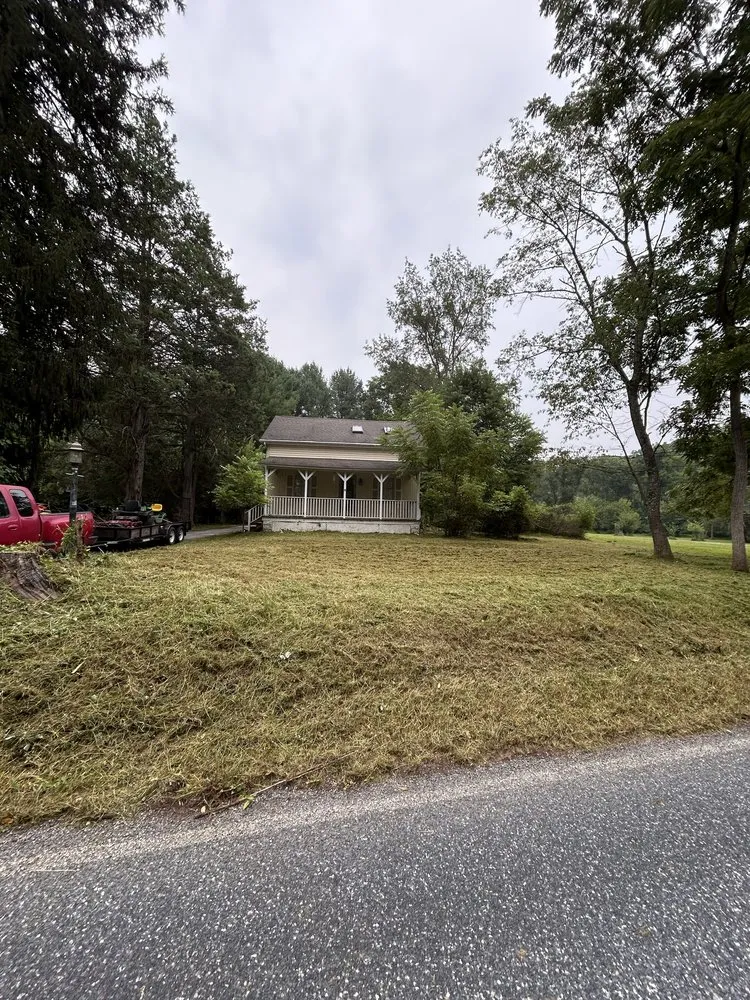 Trusted landscape installation for homes in Wilmington, DE by Medina Property Maintenance