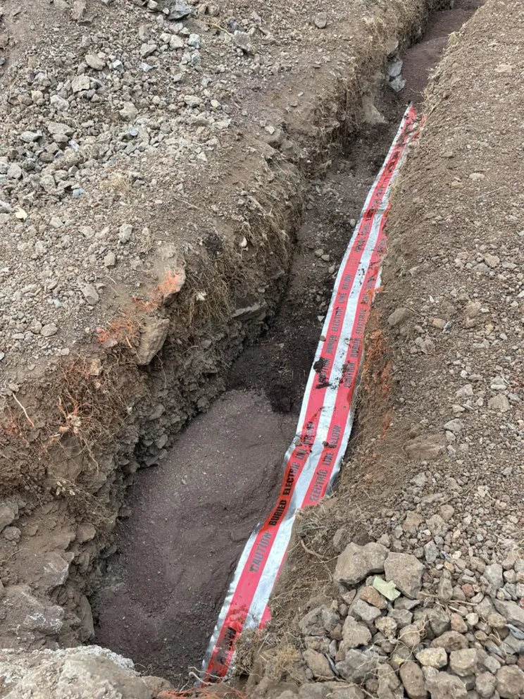 Expert yard cleanup service with custom design in Urban Honolulu, HI by Medina Yard And Home Cleaning Services