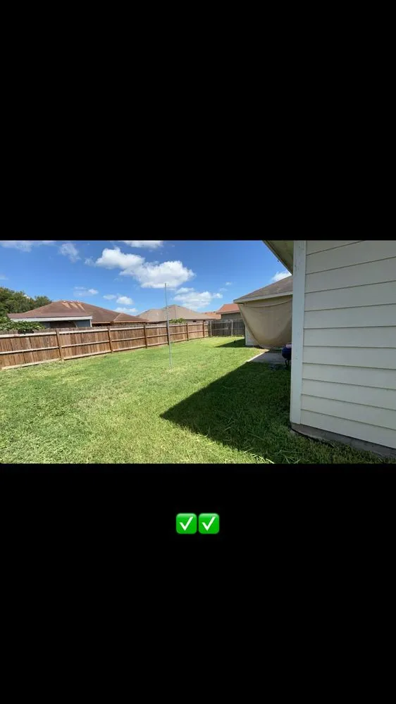 Custom garden landscaping for residential properties across Los Fresnos, TX - Medina Yard Services