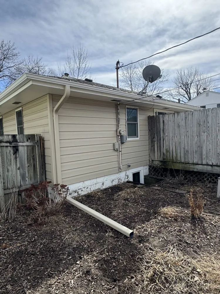 Expert yard maintenance in Minneapolis, MN - Medina’s Home Service