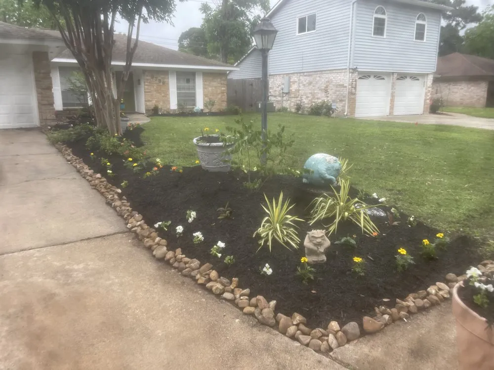 Custom yard maintenance for beautiful yards in Magnolia, TX by Medinas Landscape Irrigation