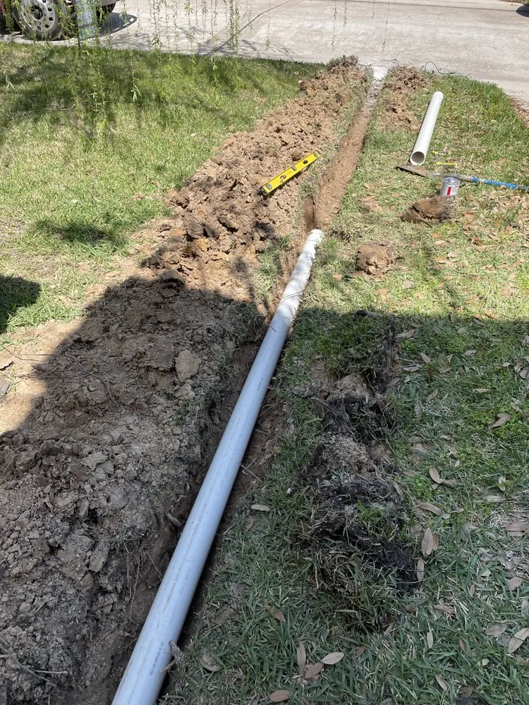 Trusted yard maintenance in Magnolia, TX - Medinas Landscape Irrigation