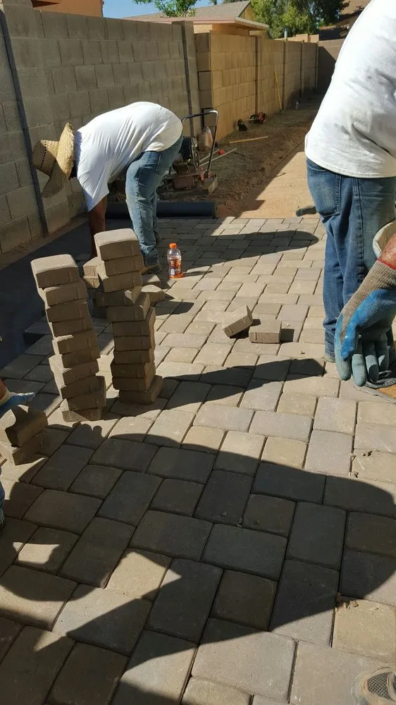 Reliable garden landscaping in Tolleson, AZ by Medinas Landscaping