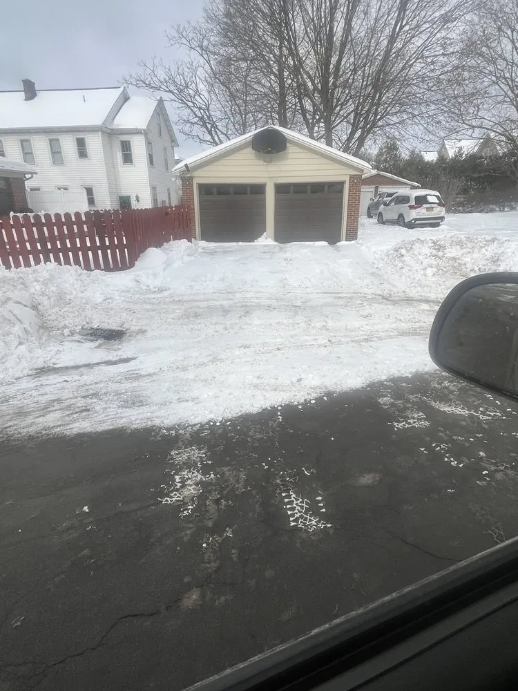 Reliable landscape installation for residential properties in Minoa, NY by Medina's Lawn & Snow