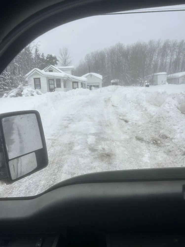 Affordable garden landscaping experts serving Minoa, NY - Medina's Lawn & Snow