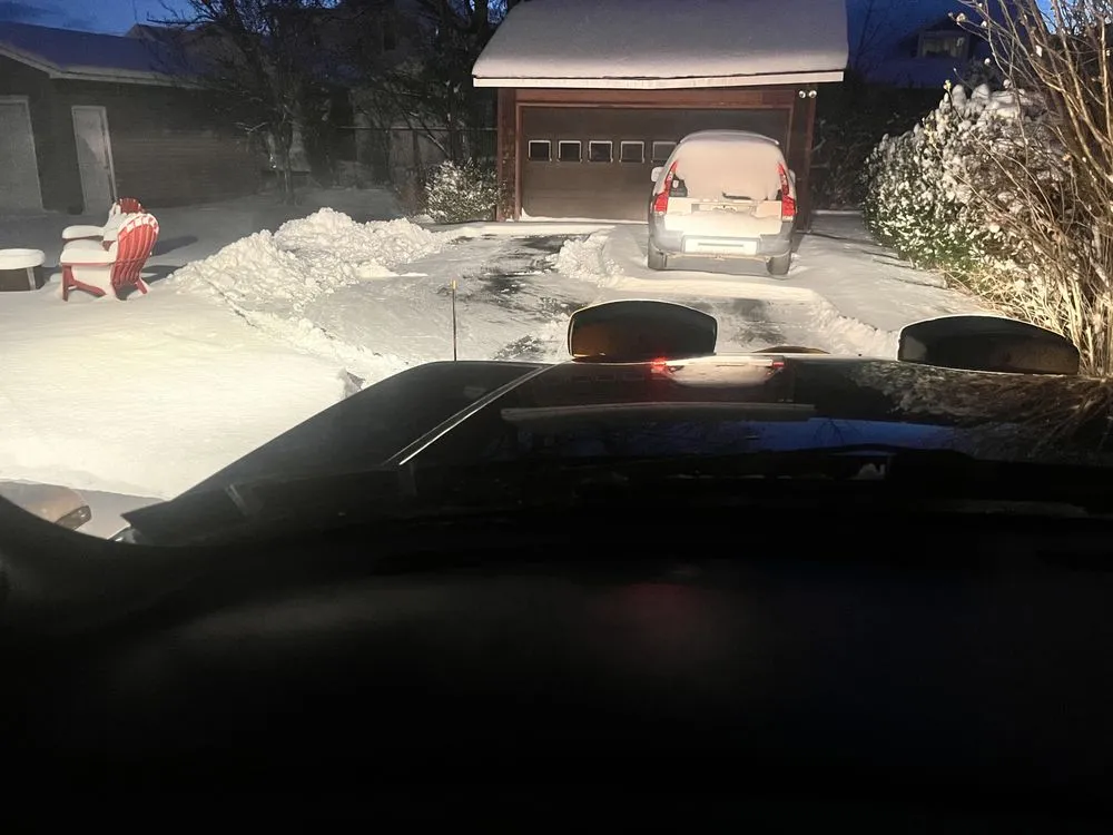 Top-rated lawn mowing service in Minoa, NY by Medina's Lawn & Snow