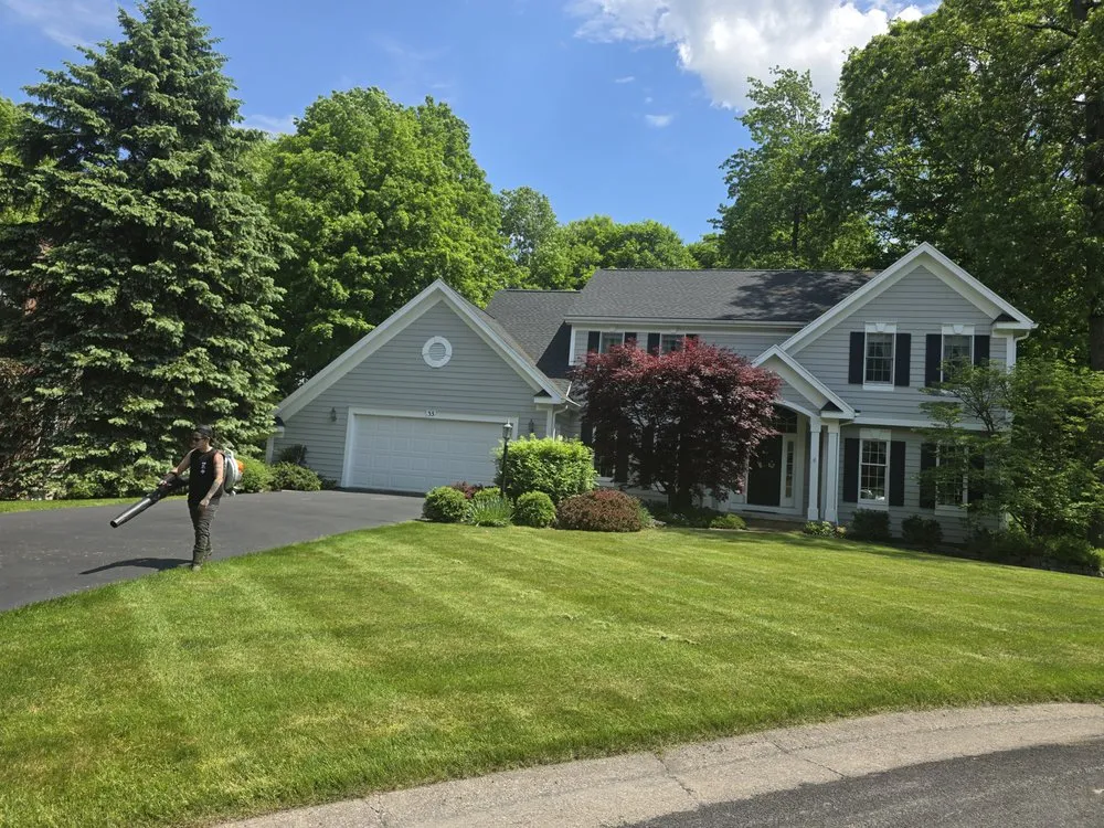 Reliable landscaping services in Rochester, NY by MediScape