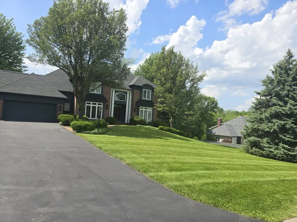 Custom lawn mowing service in Rochester, NY - MediScape