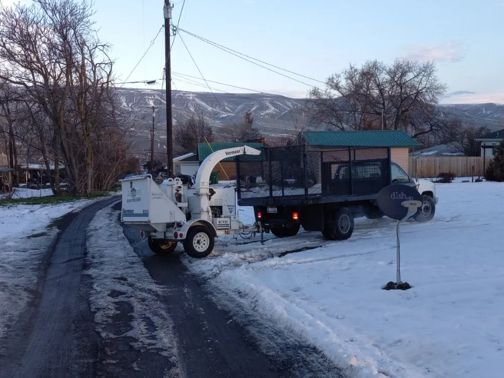 Expert lawn mowing service experts serving Lewiston, ID - Medlock Lawn Tree & Landscape